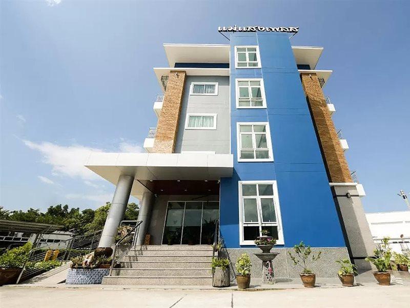 Oyo 350 Mae Saeng Place Сі-Рача Екстер'єр фото